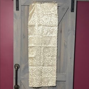 Elegant, Silky Cream Lace Table Runner w/Scalloped Edges  16”x44”